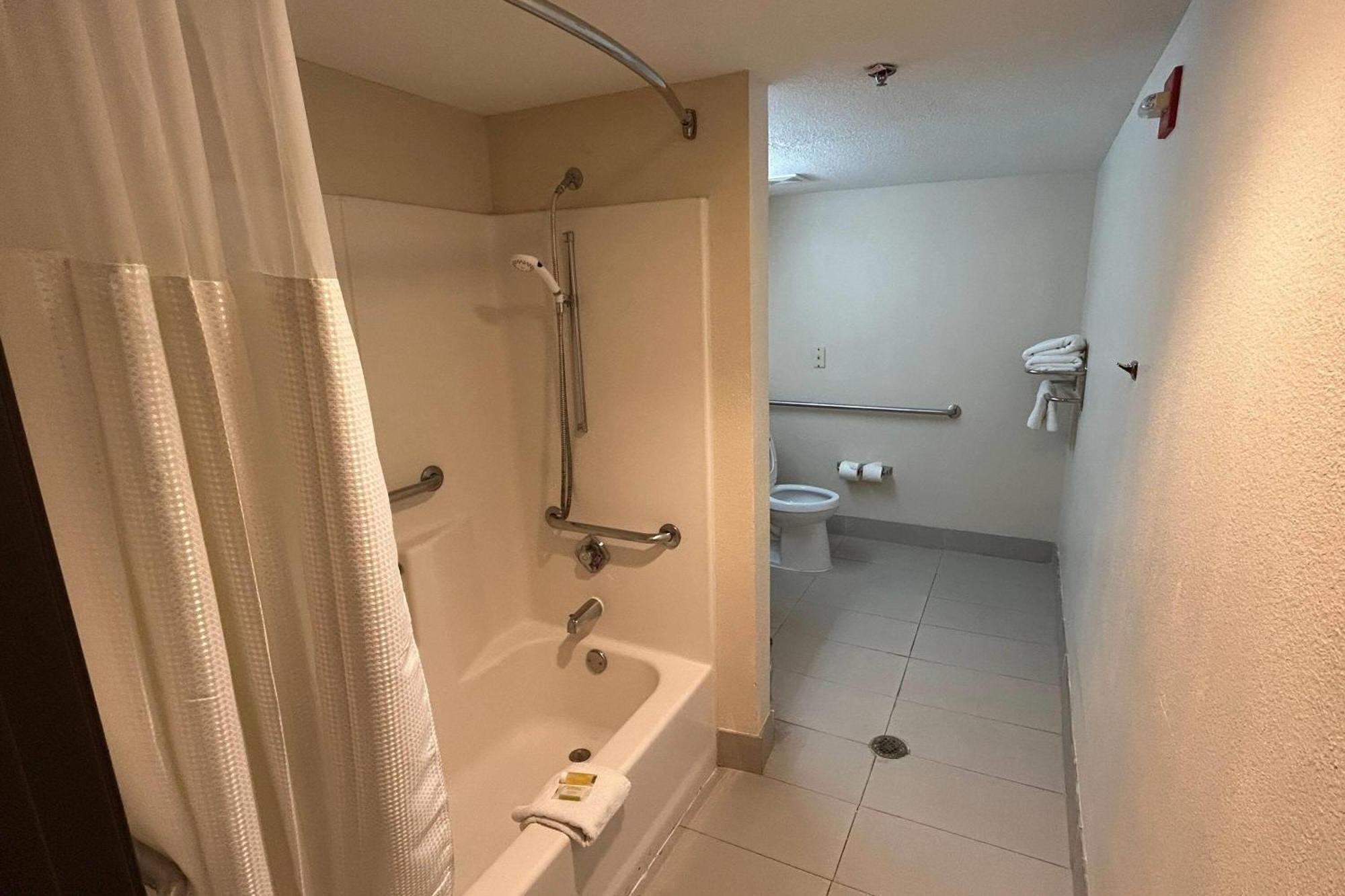Travelodge By Wyndham Arlington/dallas Area 2* Arlington